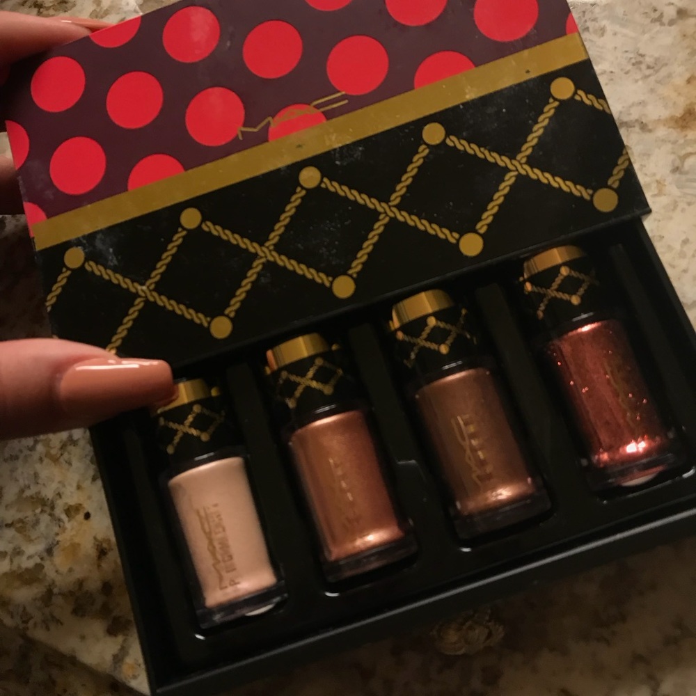 MAC pigments and a pink glitter